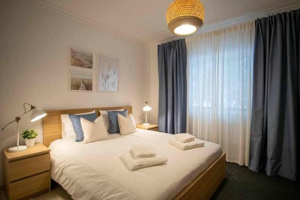 Modern 3Br Apt W/ Lg Terrace, Bbq, Ac & Parking Tavira Zewnętrze zdjęcie