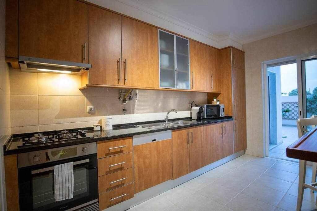 Modern 3Br Apt W/ Lg Terrace, Bbq, Ac & Parking Tavira Zewnętrze zdjęcie
