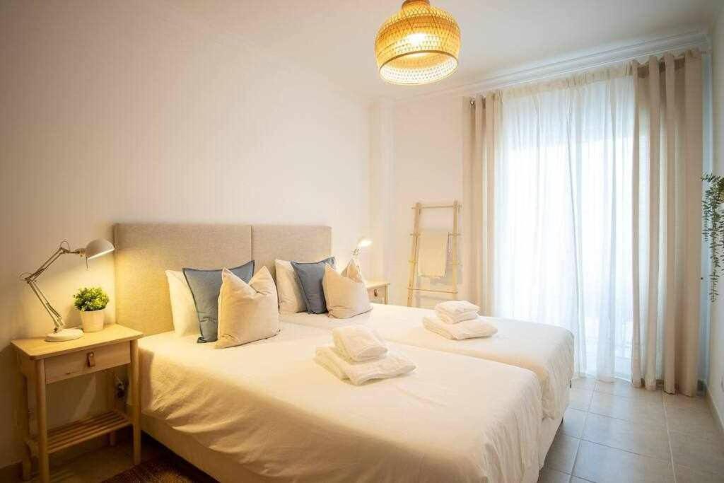Modern 3Br Apt W/ Lg Terrace, Bbq, Ac & Parking Tavira Zewnętrze zdjęcie